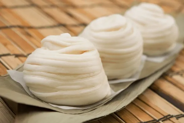 pan al vapor con forma de flor